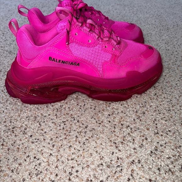 Balenciaga Triple S clear sole sneaker in fuchsia pink size EU39 US9 Authentic. - Picture 3 of 11